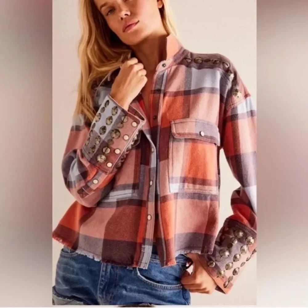 We The Free MediumโAustin Plaid Buttondown stud detailing at sleeve cuffs